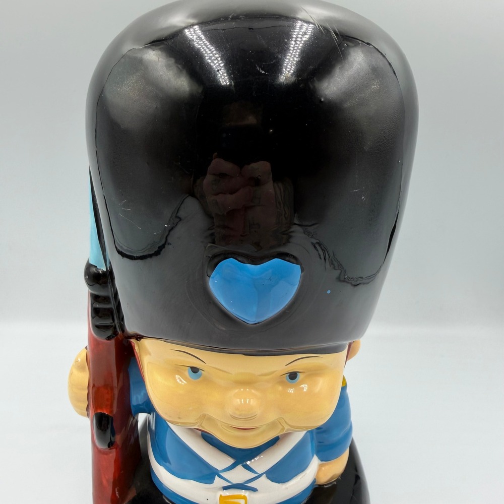 Vintage Ceramic British Royal Guard Soldier‎ Piggy Bank Blue Heart Kitsch Decor - Picture 2 of 12